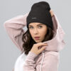 FreshWave Streetwear Beanie – Anime Urban Wintermütze Unisex